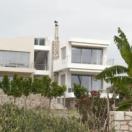 Ilios H&e House Apartment