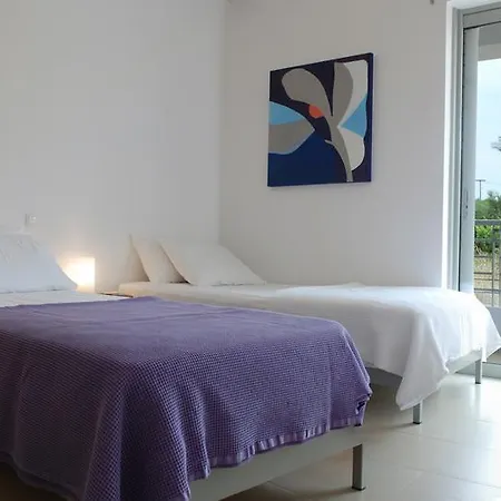 Ilios H&e House Apartment
