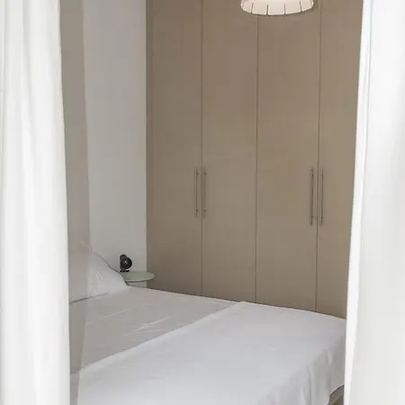 Ilios H&e House Apartment